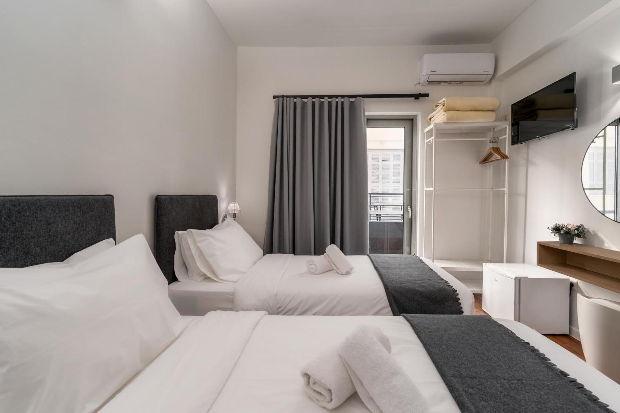 Hotel Adonis เอเธนส์ ภายนอก รูปภาพ